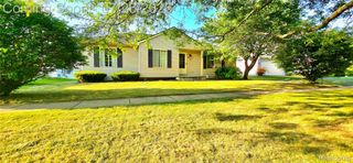 977 Town Trail, Pinckney Village, MI 48169