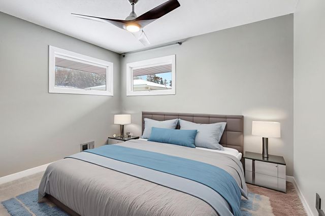 406 Terrace Drive, Roseville, MN 55113