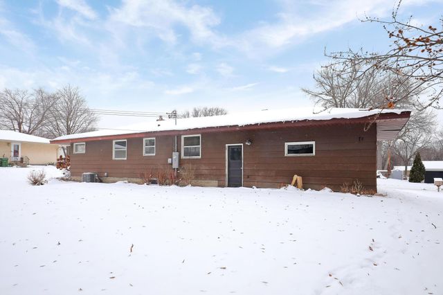 406 Terrace Drive, Roseville, MN 55113