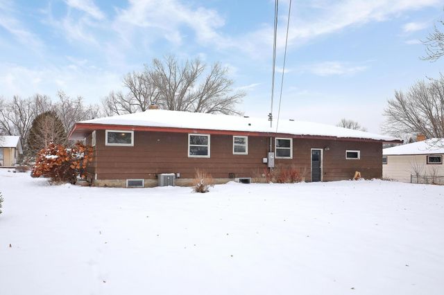 406 Terrace Drive, Roseville, MN 55113