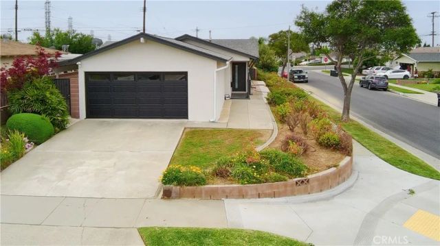 912 San Patricio, Monterey Park, CA 91755