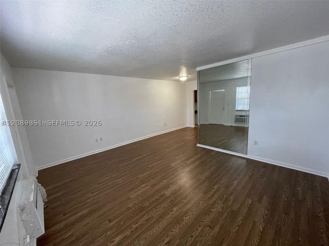 1471 NE 170th St 224A, North Miami Beach, FL 33162