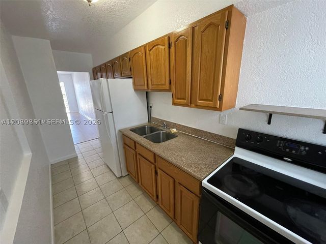 1471 NE 170th St 224A, North Miami Beach, FL 33162
