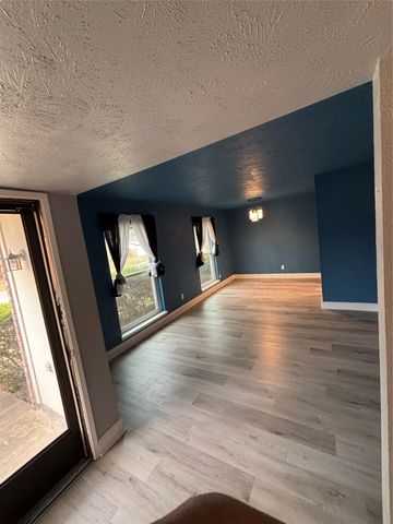 9102 Willowbrook Drive, Rowlett, TX 75088