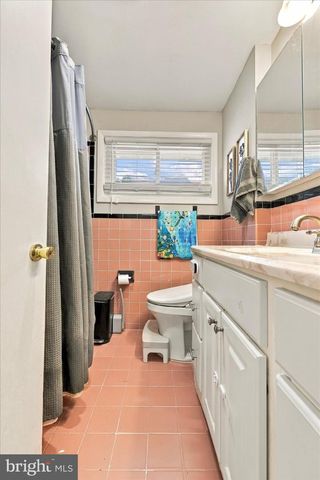 2738 ROSSITER AVE, Abington, PA 19001