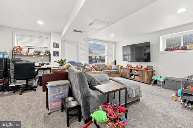 2738 ROSSITER AVE, Abington, PA 19001