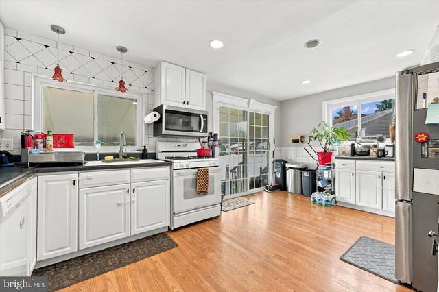 2738 ROSSITER AVE, Abington, PA 19001