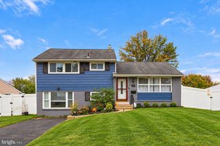 2738 ROSSITER AVE, Abington, PA 19001