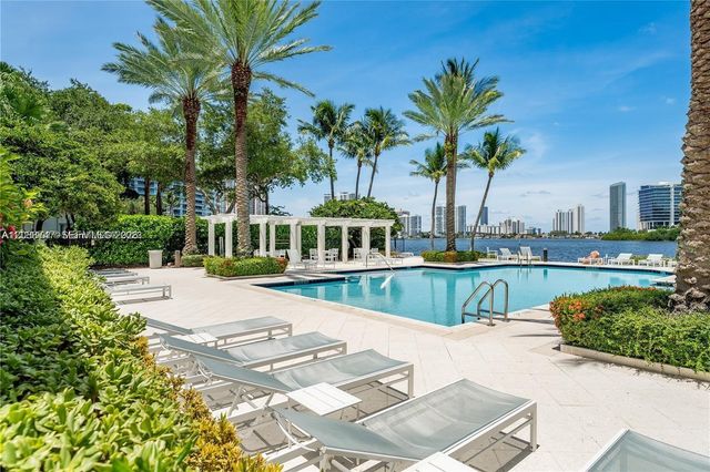 3125 NE 184th Street 1305, Aventura, FL 33160