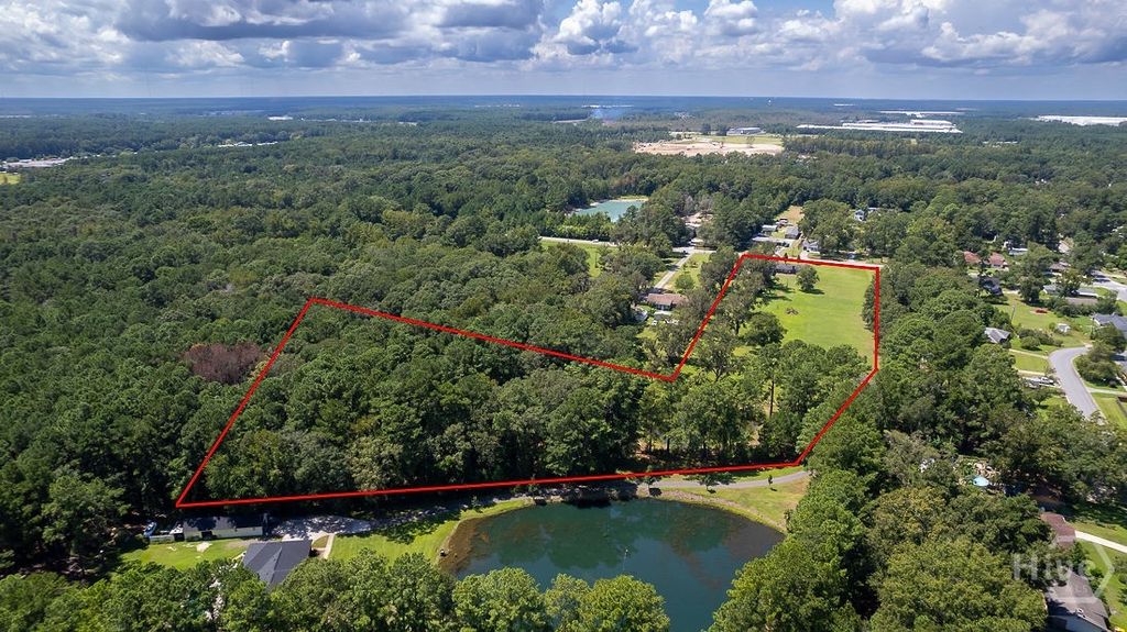 Image 6 of property listing at 1324 S Rogers Street, Pooler, GA 31322