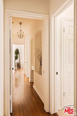 361 S Doheny Drive, Beverly Hills, CA 90211