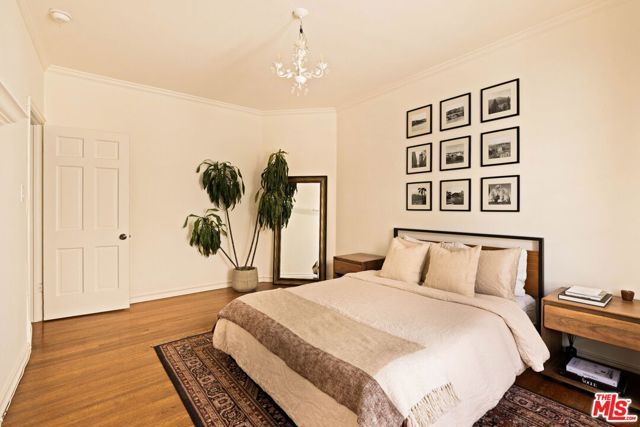 361 S Doheny Drive, Beverly Hills, CA 90211