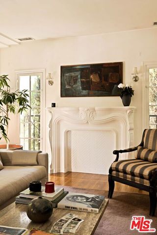 361 S Doheny Drive, Beverly Hills, CA 90211