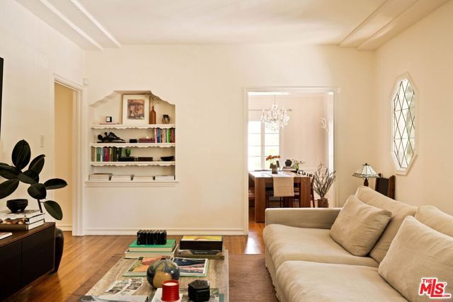 361 S Doheny Drive, Beverly Hills, CA 90211
