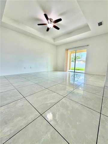 4651 27th ST SW, Lehigh Acres, FL 33973