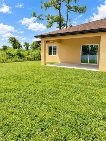 4651 27th ST SW, Lehigh Acres, FL 33973