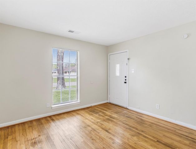 303 Brown Drive, Pasadena, TX 77506