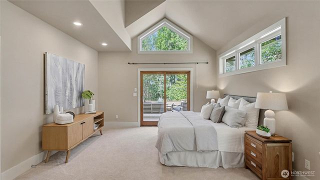 13730 Main Street, Bellevue, WA 98005