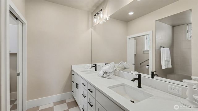 13730 Main Street, Bellevue, WA 98005