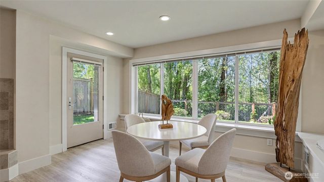 13730 Main Street, Bellevue, WA 98005