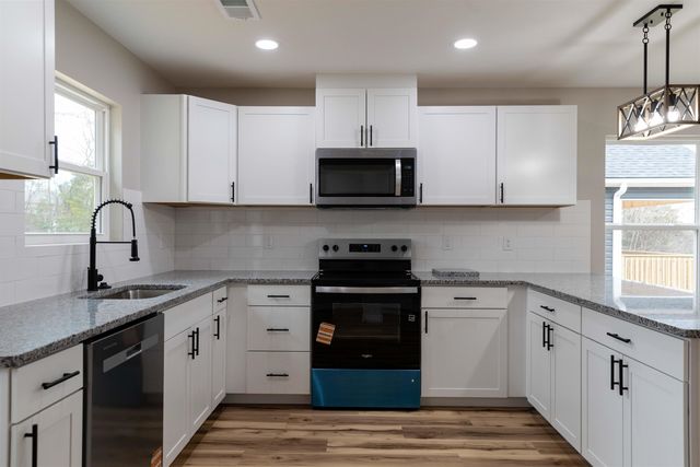 121 S Middle St, Spartanburg, SC 29307