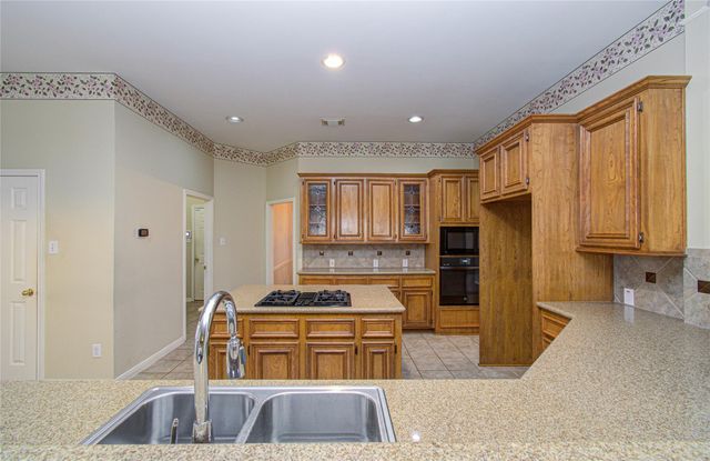 7006 Hot Creek Trace, Humble, TX 77346