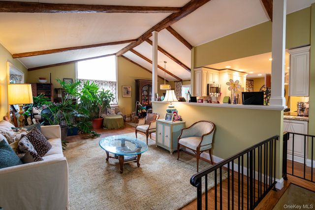 83 Edgepark Road, White Plains, NY 10603