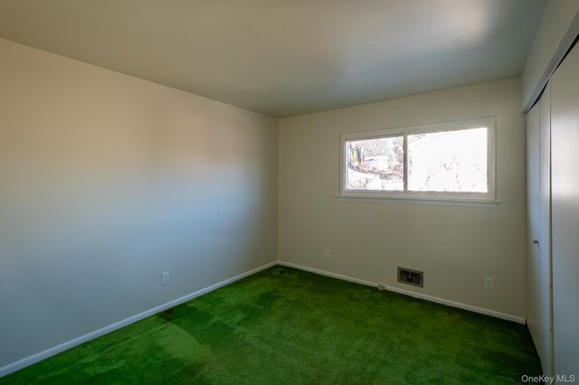 83 Edgepark Road, White Plains, NY 10603