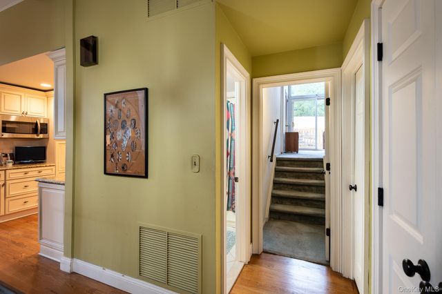 83 Edgepark Road, White Plains, NY 10603