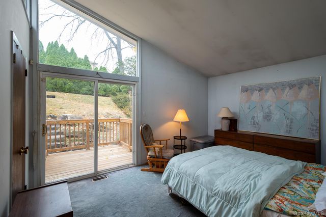 83 Edgepark Road, White Plains, NY 10603