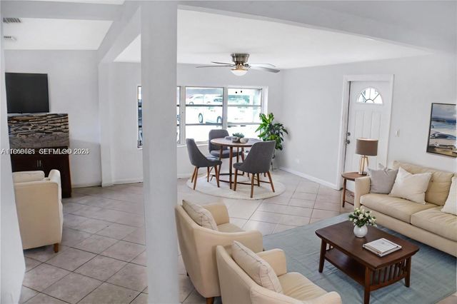 4133 SW 52nd Street, Dania Beach, FL 33314