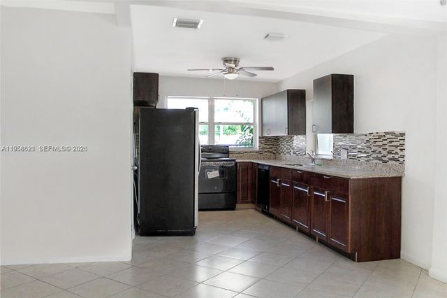 4133 SW 52nd Street, Dania Beach, FL 33314