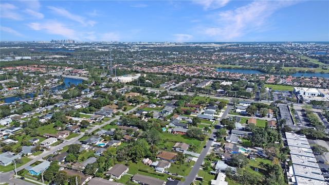 4133 SW 52nd Street, Dania Beach, FL 33314