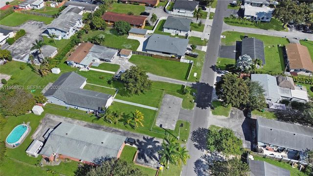 4133 SW 52nd Street, Dania Beach, FL 33314