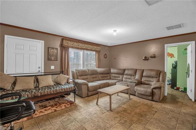 404 Sharon Avenue, Asheboro, NC 27203