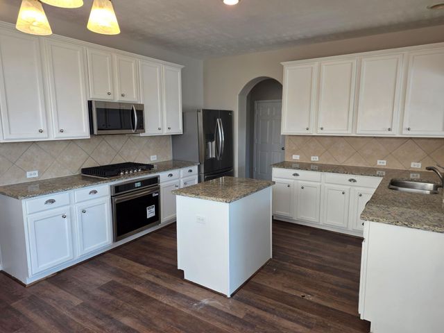 20782 Oakhurst Trails Drive, Porter, TX 77365