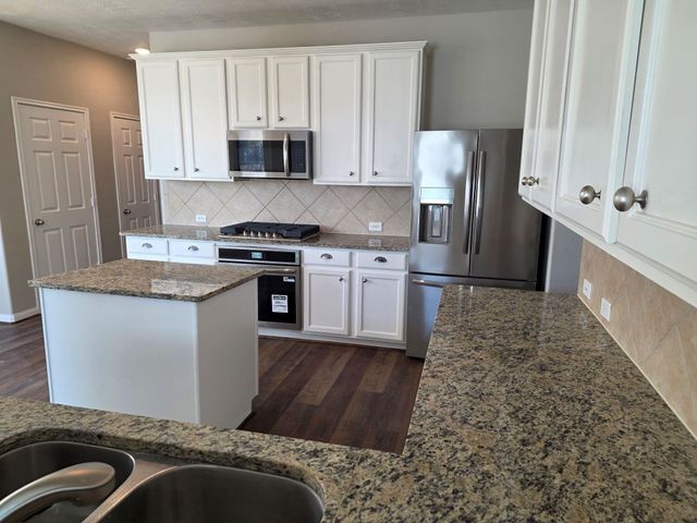 20782 Oakhurst Trails Drive, Porter, TX 77365