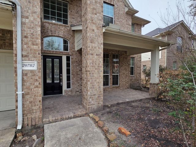 20782 Oakhurst Trails Drive, Porter, TX 77365