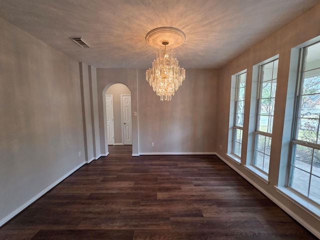 20782 Oakhurst Trails Drive, Porter, TX 77365