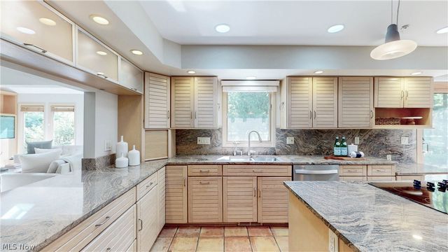 3939 Beechmont Trail, Orange, OH 44122