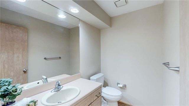 3939 Beechmont Trail, Orange, OH 44122