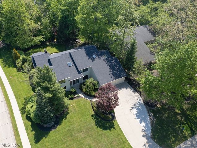 3939 Beechmont Trail, Orange, OH 44122