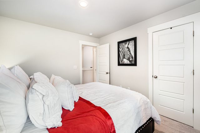 1704 Lannister Ave, Murfreesboro, TN 37128