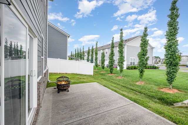 1704 Lannister Ave, Murfreesboro, TN 37128