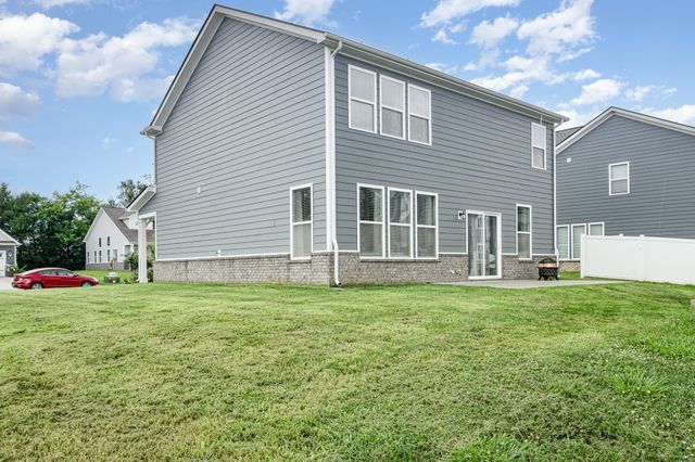 1704 Lannister Ave, Murfreesboro, TN 37128