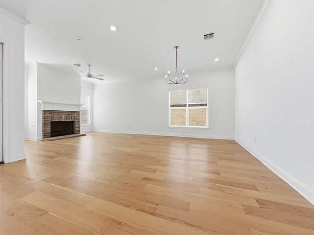 332 Prien Lake Loop, Bossier City, LA 71111