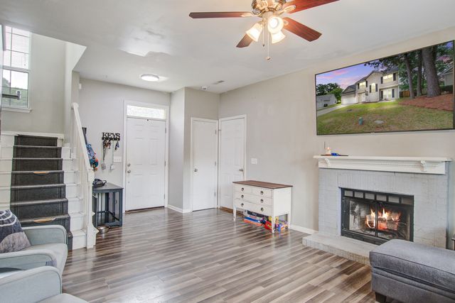 104 Seavington Court, Summerville, SC 29485