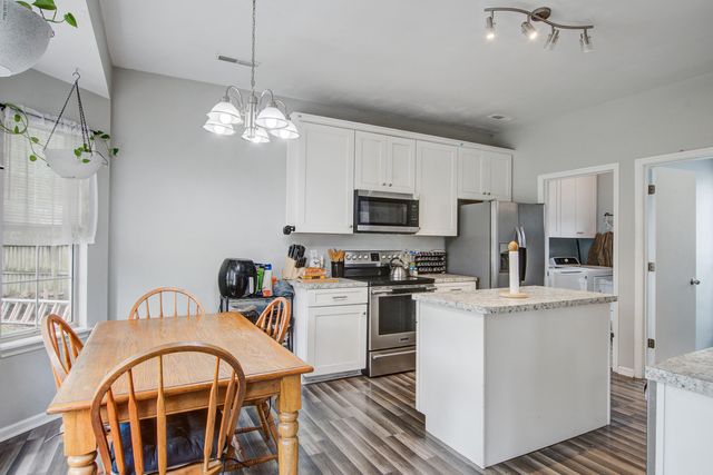 104 Seavington Court, Summerville, SC 29485