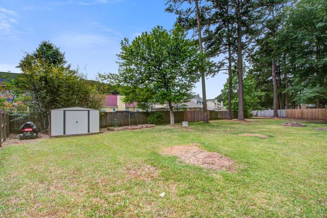 104 Seavington Court, Summerville, SC 29485