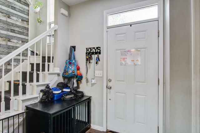 104 Seavington Court, Summerville, SC 29485